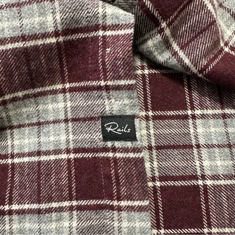 Rails Button Down Flannel Plaid Men’s Shirt Red/G… - image 8